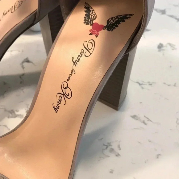 Penny lover Kenny heels  women size 8m - Picture 3 of 6